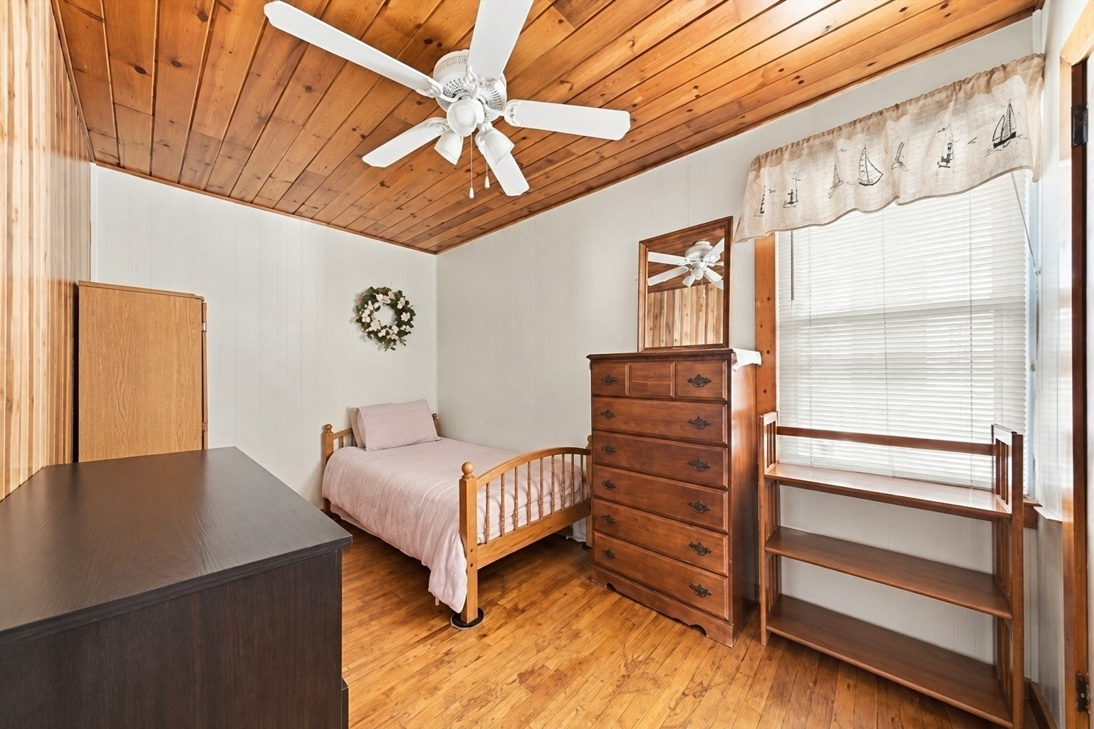 326 Cedar St, New Bedford, MA Photo #14