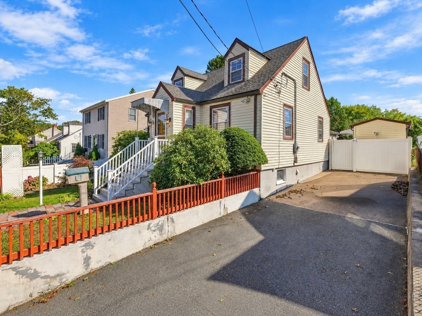 20 Benmor St