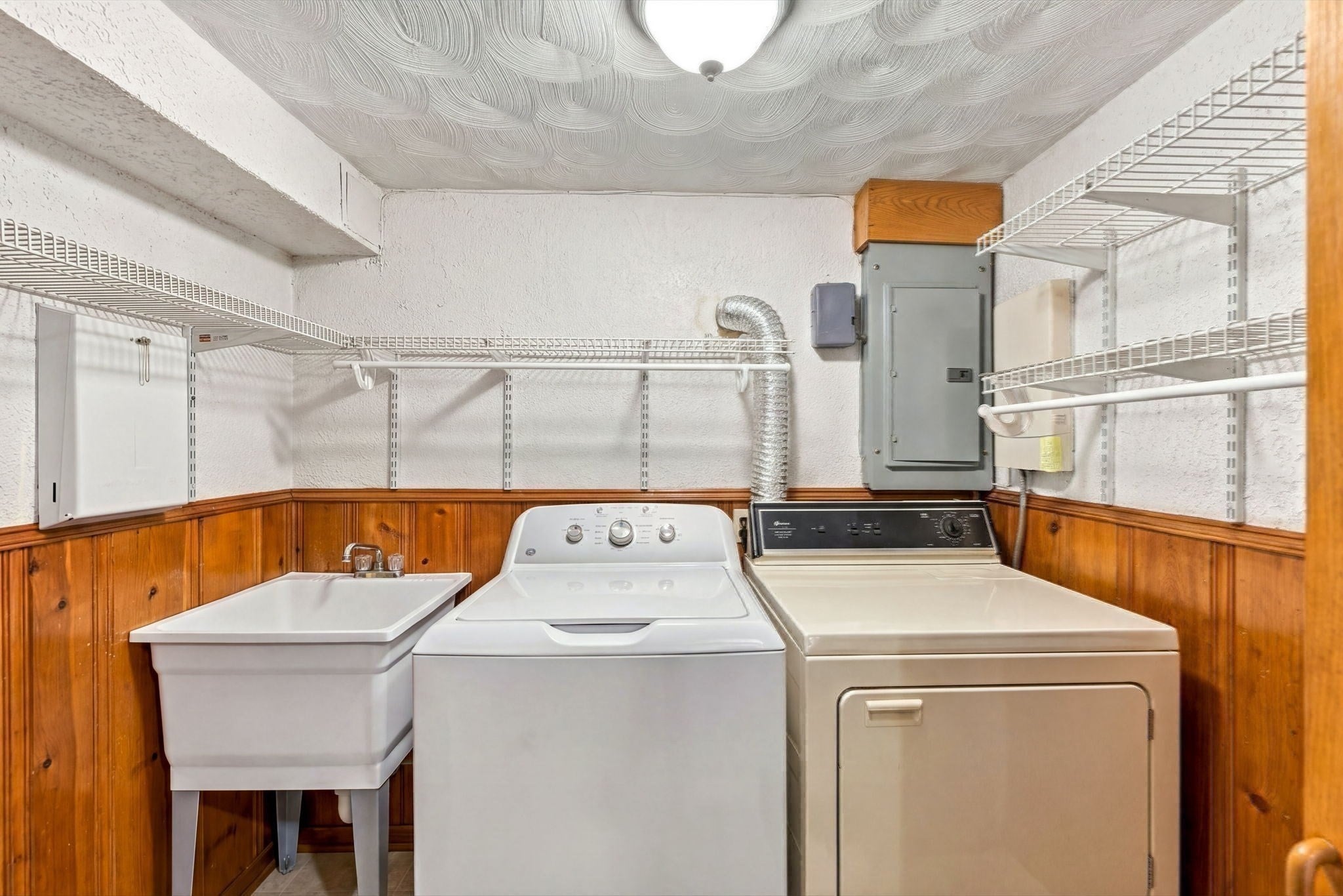 20 Benmor St, Medford, MA Photo #34