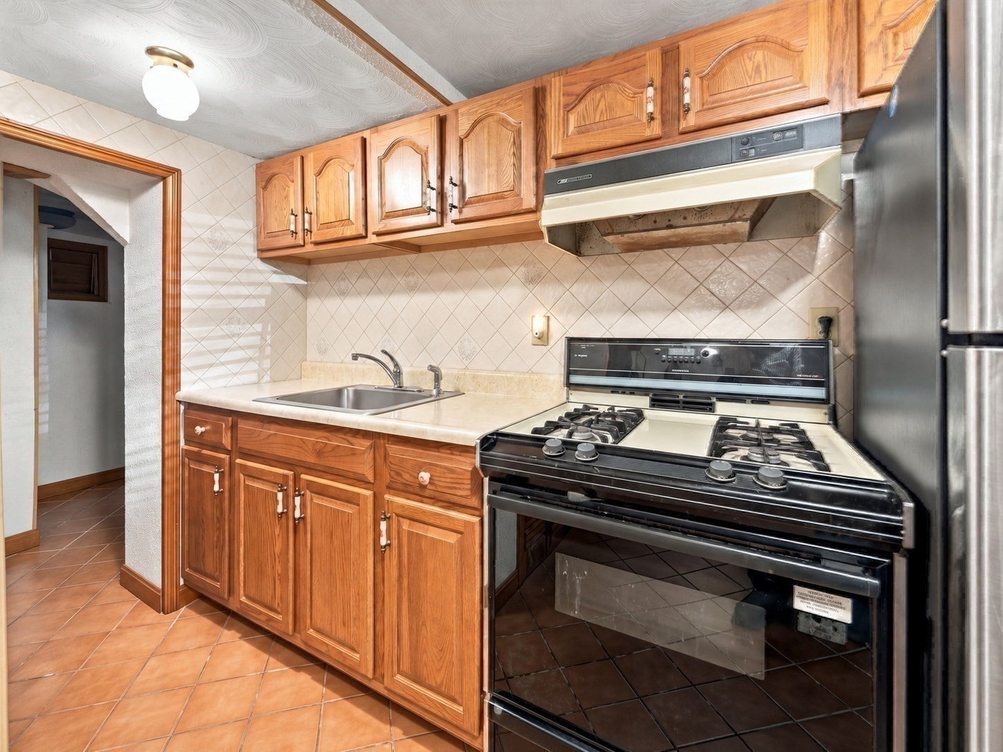 20 Benmor St, Medford, MA Photo #32