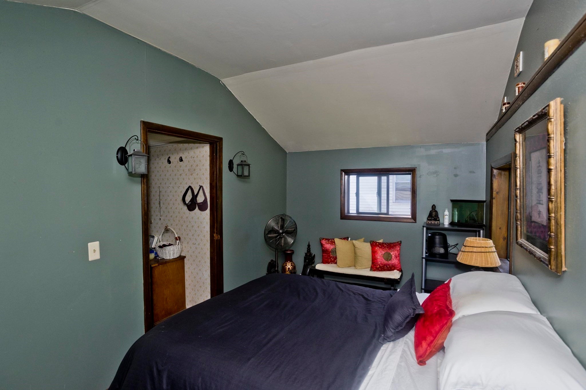 275 Dewey Ave, Pittsfield, MA Photo #29