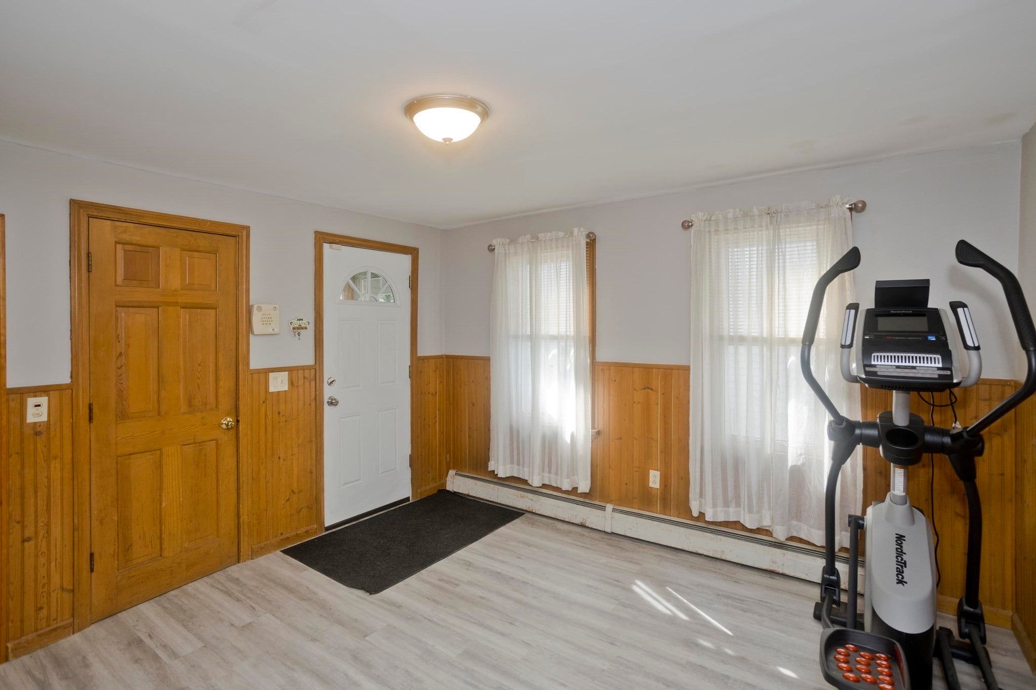 275 Dewey Ave, Pittsfield, MA Photo #9