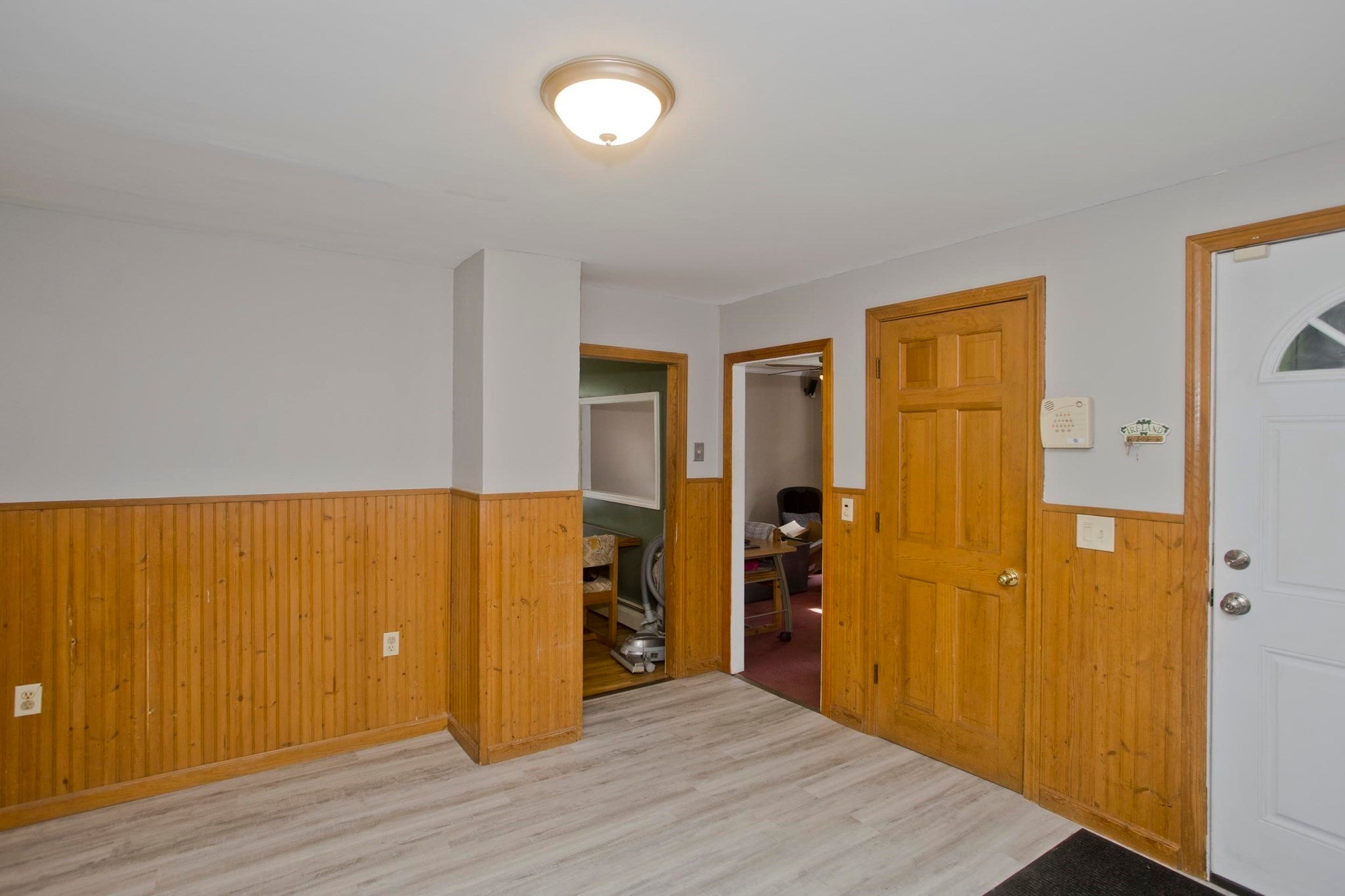 275 Dewey Ave, Pittsfield, MA Photo #10