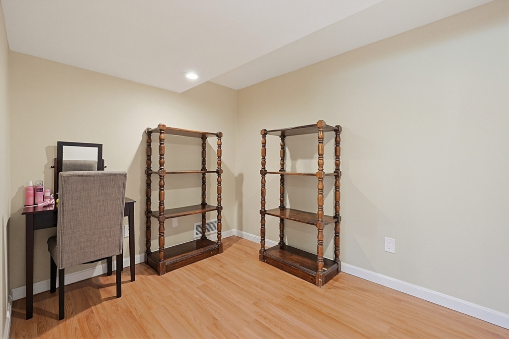 11 Malvern Rd, Norwood, MA, 11 Malvern Rd, Norwood, MA Photo #40