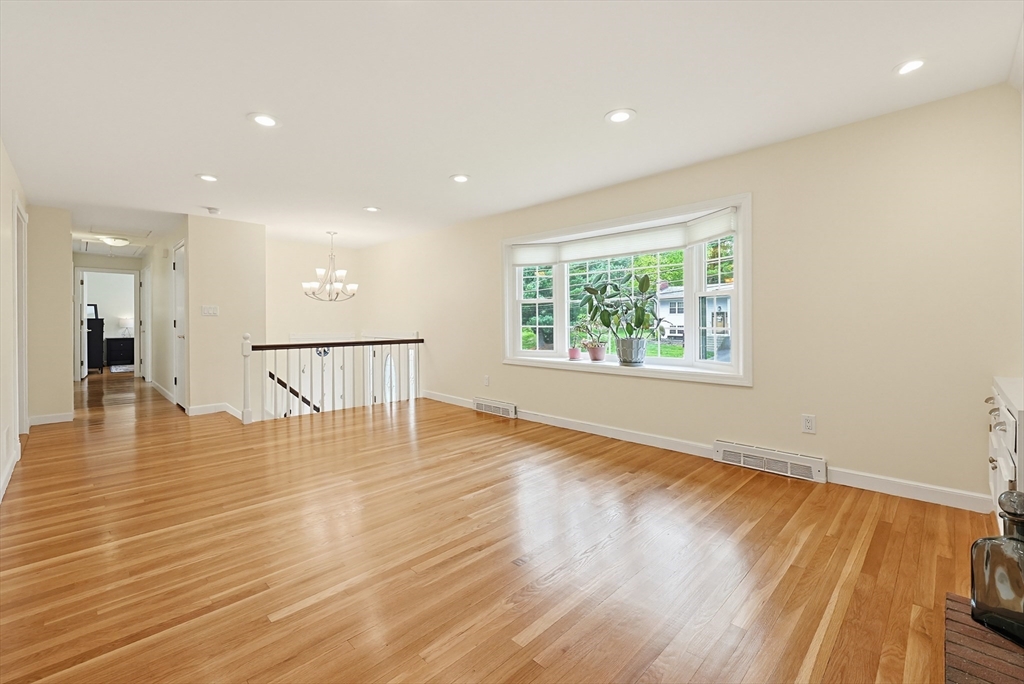 11 Malvern Rd, Norwood, MA, 11 Malvern Rd, Norwood, MA Photo #9