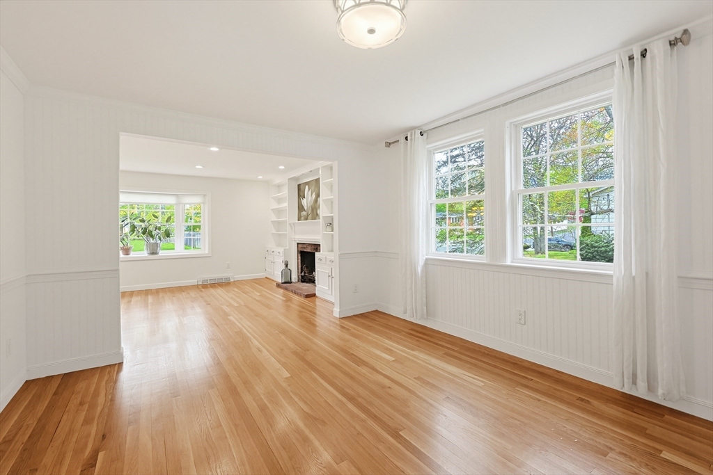 11 Malvern Rd, Norwood, MA, 11 Malvern Rd, Norwood, MA Photo #12