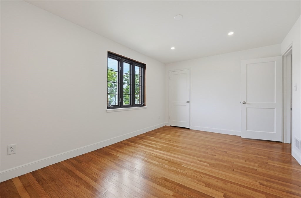 948 Belmont St #948, Watertown, MA, 948 Belmont St #948, Watertown, MA Photo #14
