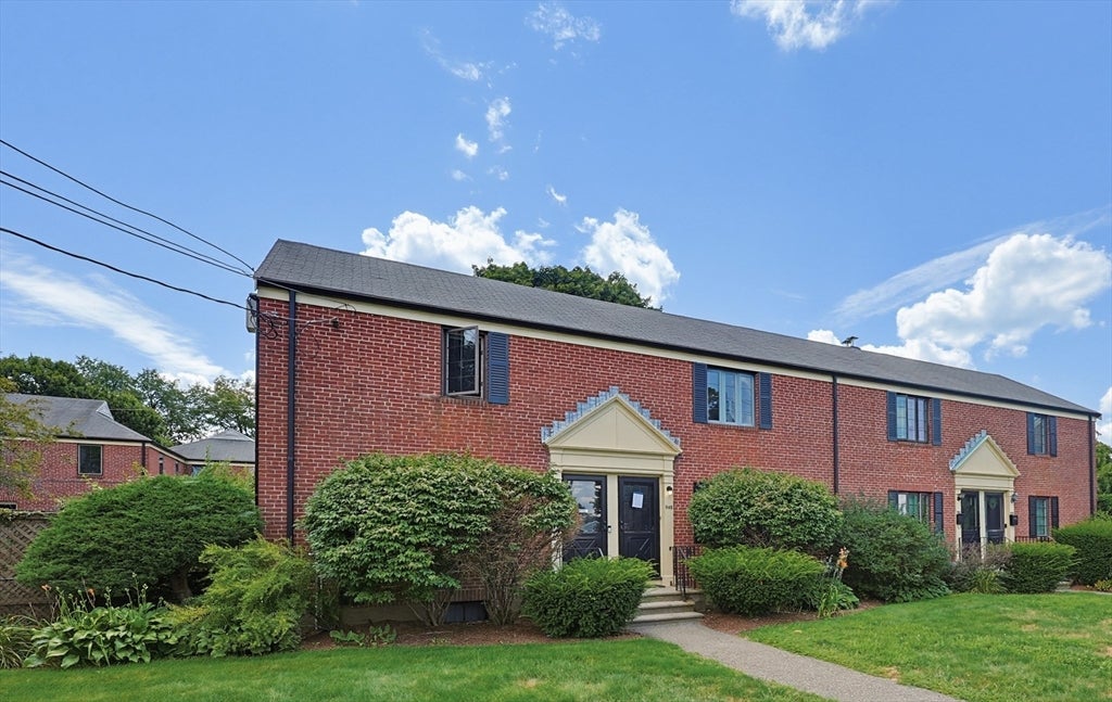 948 Belmont St #948, Watertown, MA, 948 Belmont St #948, Watertown, MA Photo #1
