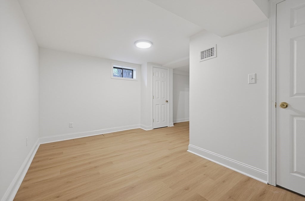 948 Belmont St #948, Watertown, MA, 948 Belmont St #948, Watertown, MA Photo #23