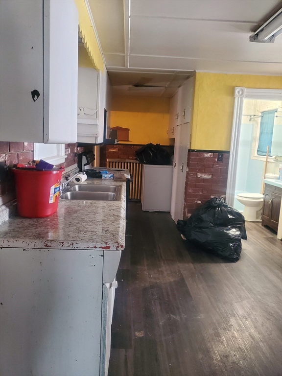 195 Orange Street