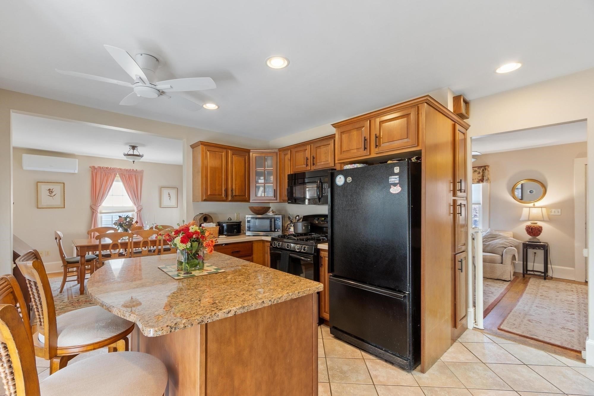 37 Hartz St, Gloucester, MA, 37 Hartz St, Gloucester, MA Photo #11