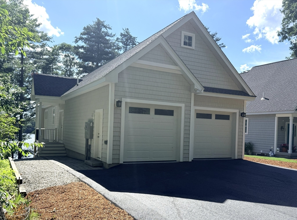 26 Laurelwood Dr