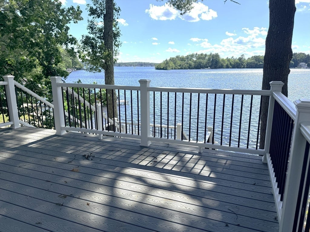 26 Laurelwood Dr Webster Lake