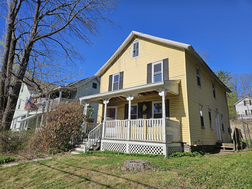 227 Deerfield St