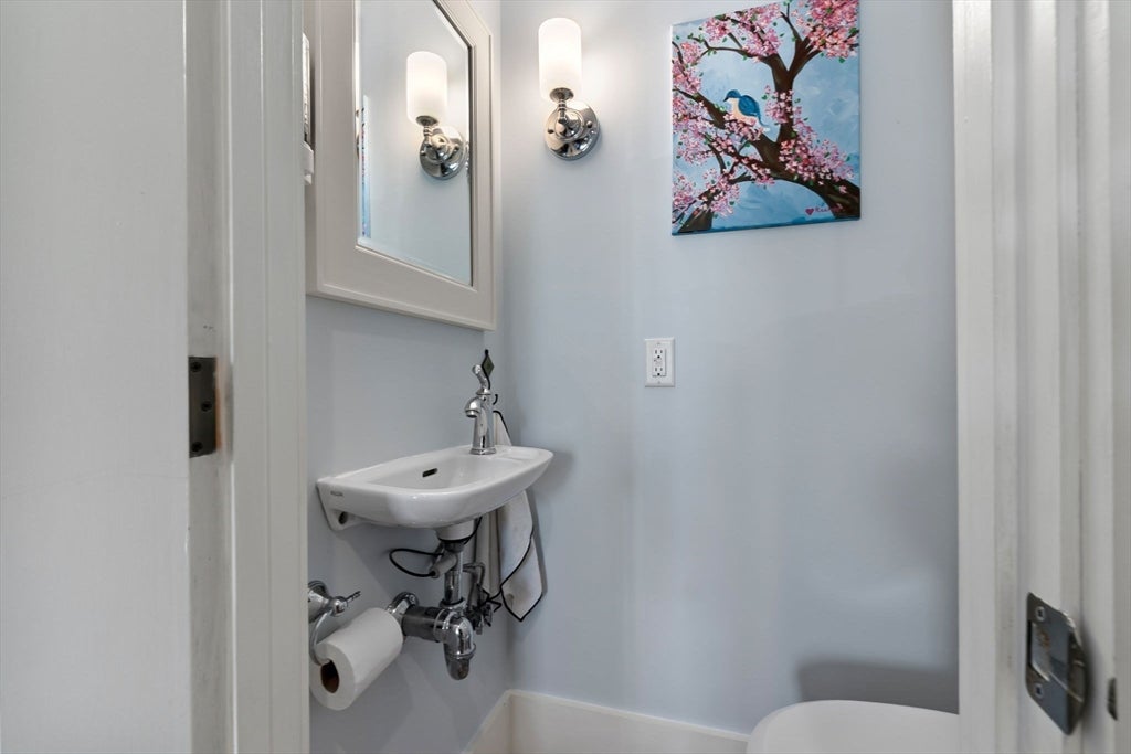 159 High St, Newburyport, MA, 159 High St, Newburyport, MA Photo #8