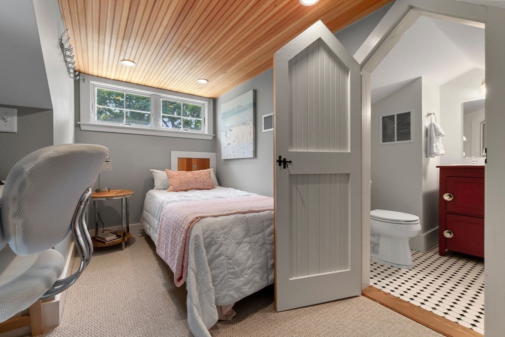 159 High St, Newburyport, MA, 159 High St, Newburyport, MA Photo #28