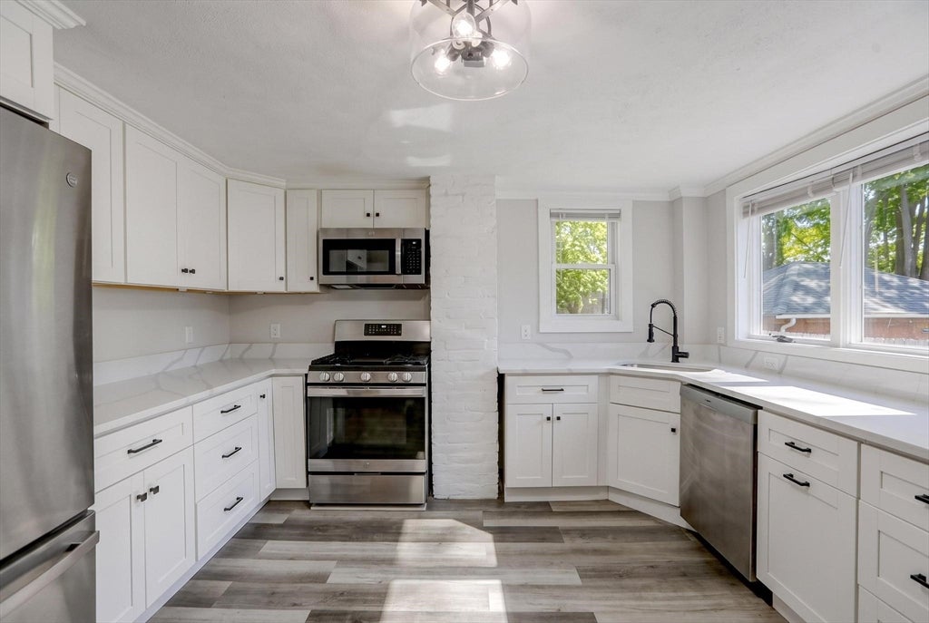 31 Poole St, Woburn, MA, 31 Poole St, Woburn, MA Photo #15