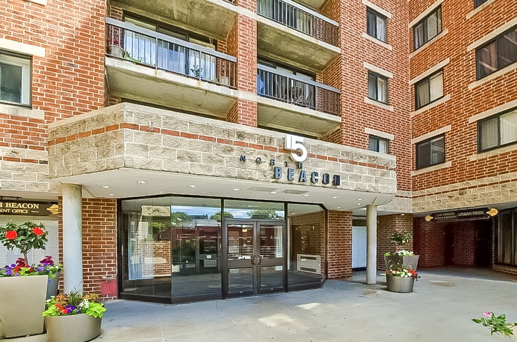 15 N Beacon St 1003