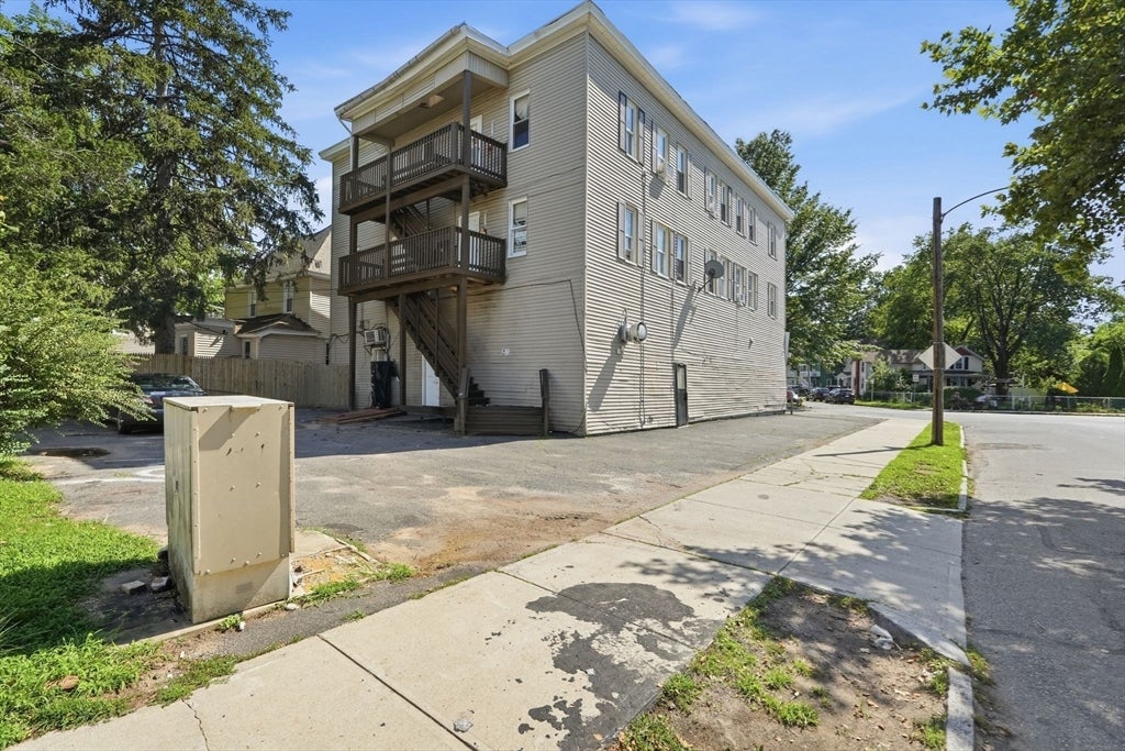 281-285 Belmont Ave, Springfield, MA Photo #27