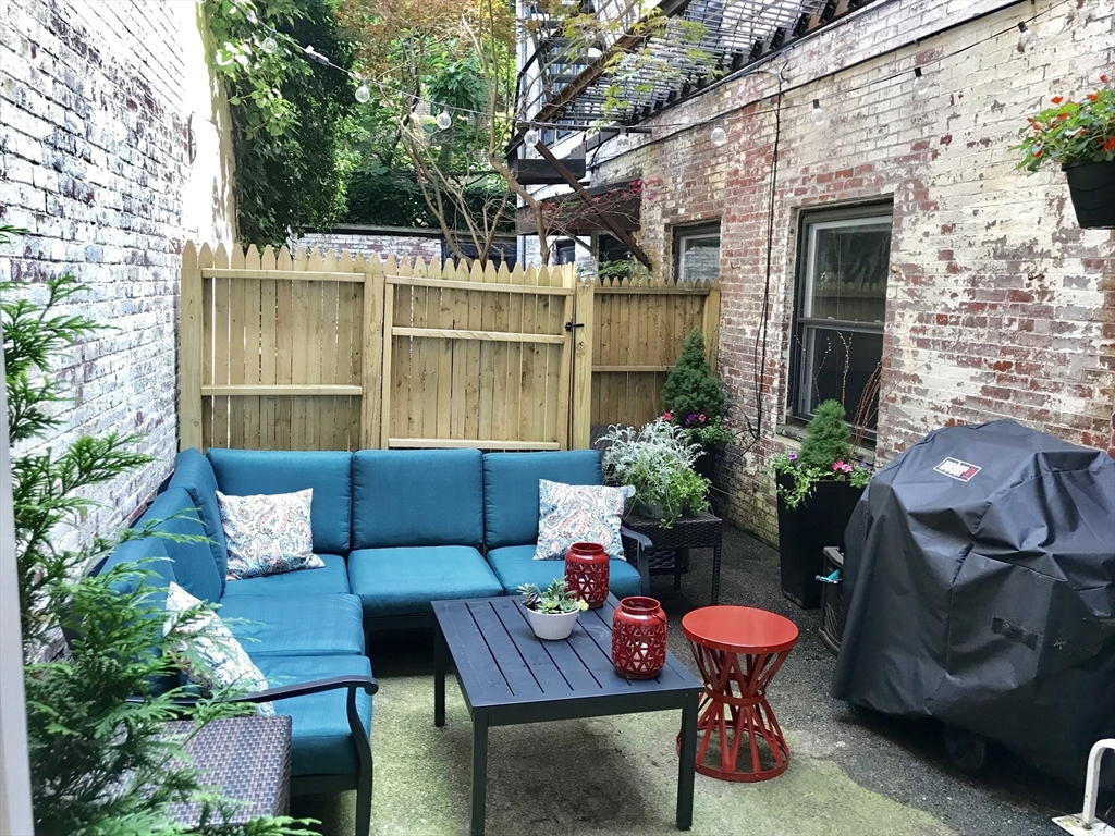 81 Mount Vernon Street 1