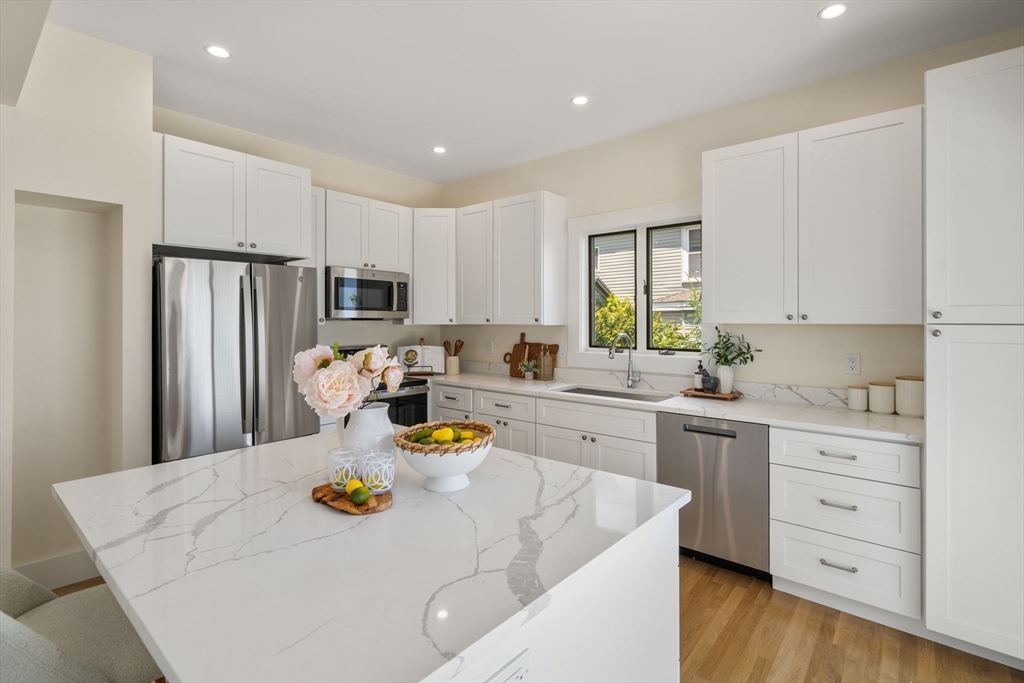 36A Florence Ave 1