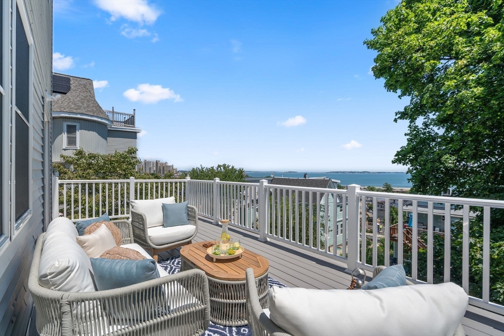 36A Florence Ave 1