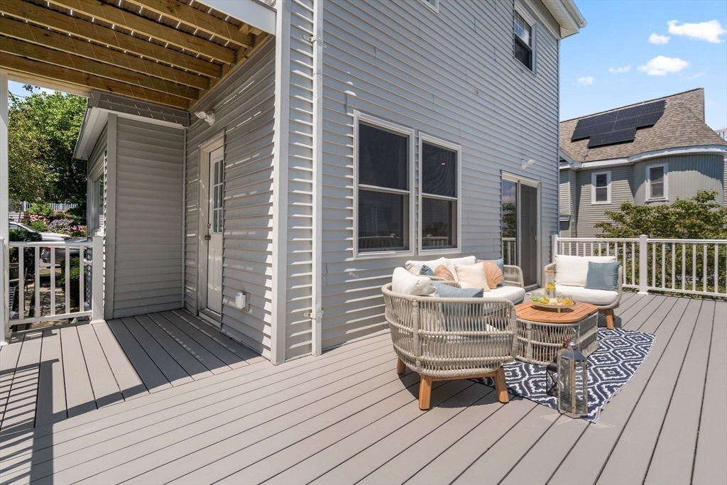 36A Florence Ave 1