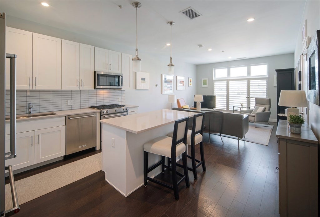 197 Washington St #409, Somerville, MA, 197 Washington St #409, Somerville, MA Photo #9