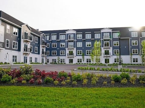 485 Blue Hills Parkway 16 Milton MA 02186