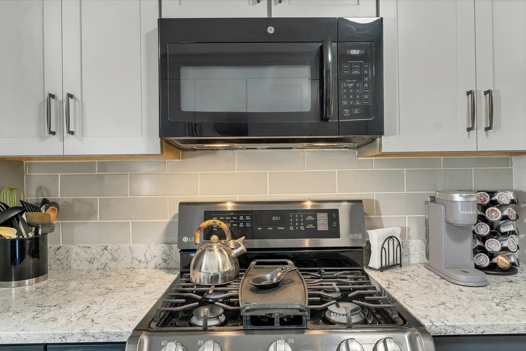 30 Woodland Park Dr #30, Haverhill, MA, 30 Woodland Park Dr #30, Haverhill, MA Photo #8