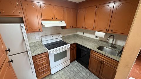 Photo of 287 Harvard St #71, Cambridge, MA 02139 (MLS # 73448768) Photo of 287 Harvard St #71, Cambridge, MA 02139 (MLS # 73448768)