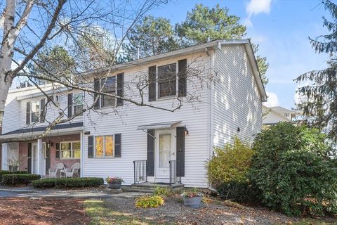 21 Oak St A Methuen MA 01844