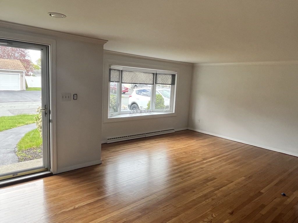486 Highview Ave