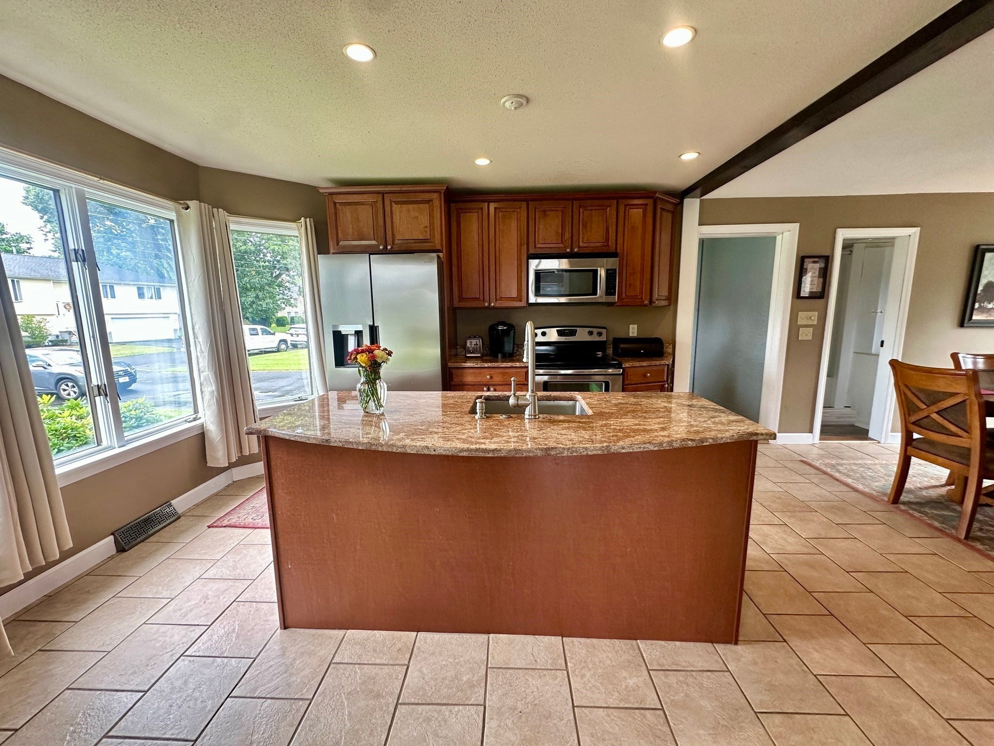 122 Haviland St, Ludlow, MA, 122 Haviland St, Ludlow, MA Photo #5