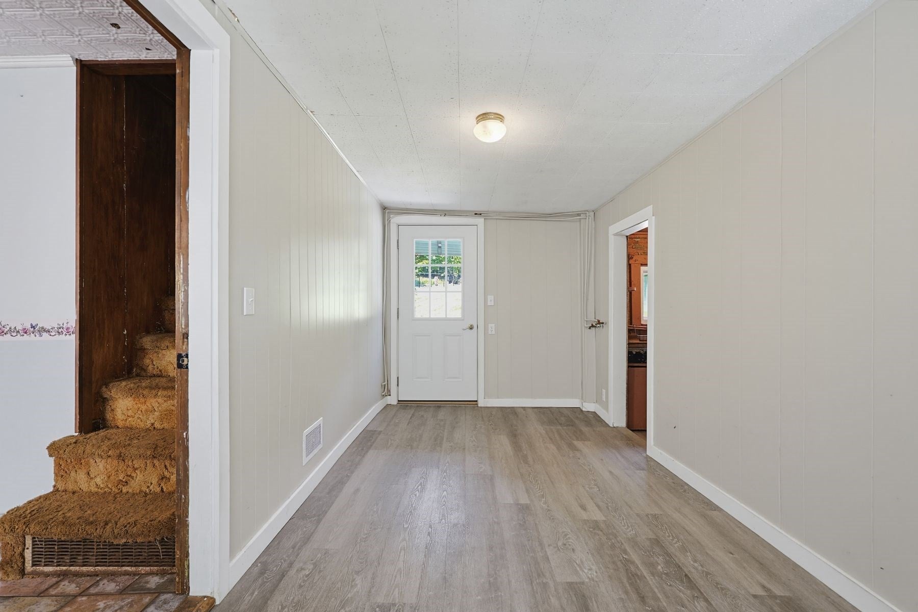 525 Clark St, Gardner, MA, 525 Clark St, Gardner, MA Photo #14