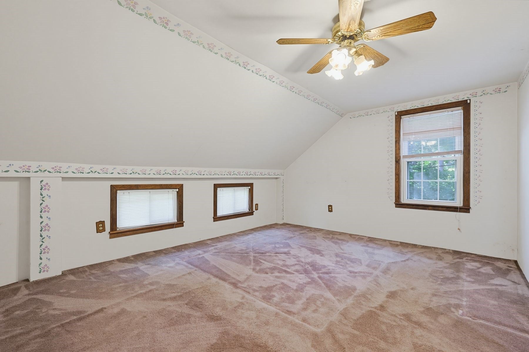 525 Clark St, Gardner, MA, 525 Clark St, Gardner, MA Photo #19