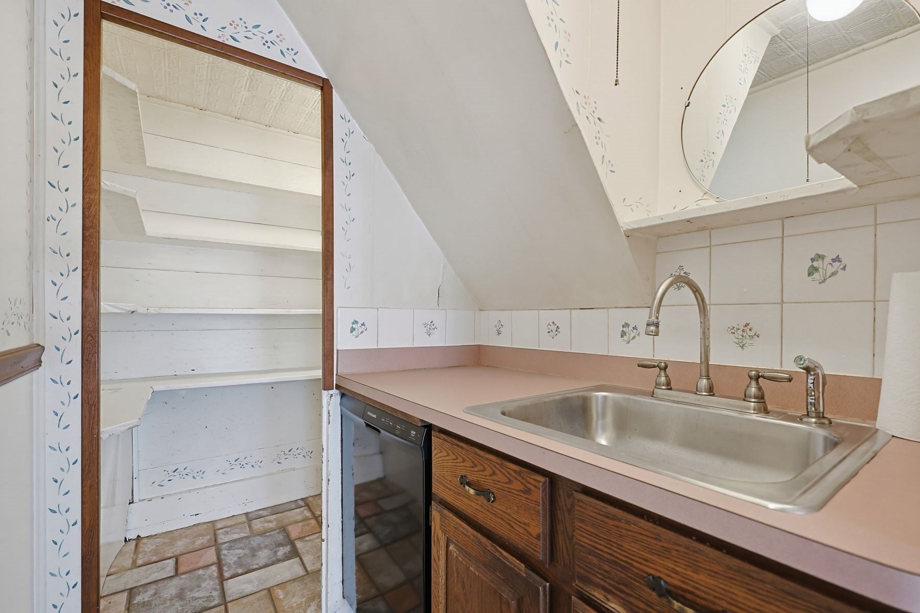 525 Clark St, Gardner, MA, 525 Clark St, Gardner, MA Photo #9