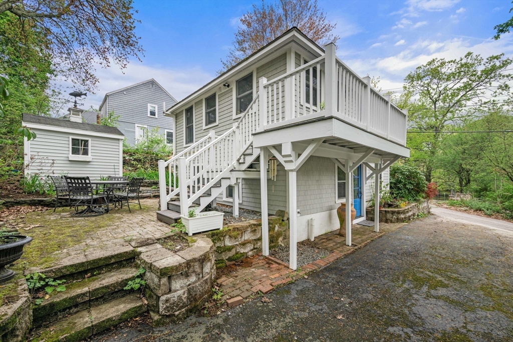 12 Stonecleve Rd