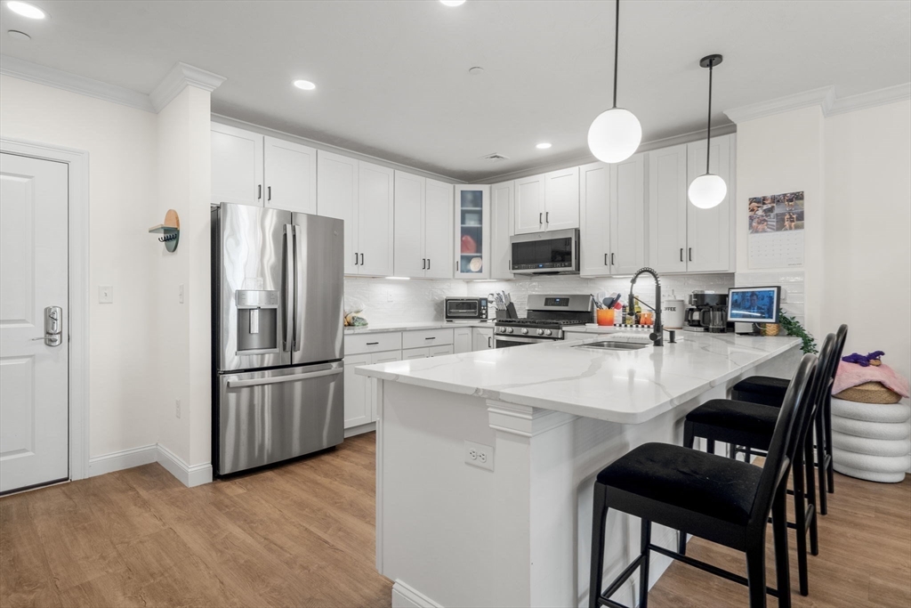 320 Middlesex Ave D103