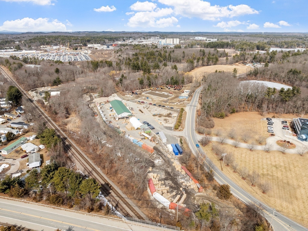 4 Spectacle Pond Rd