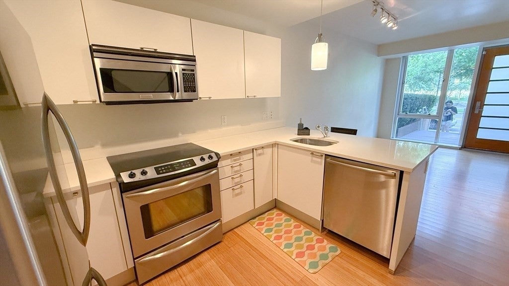 2 Earhart St #127, Cambridge, MA, 2 Earhart St #127, Cambridge, MA Photo #8