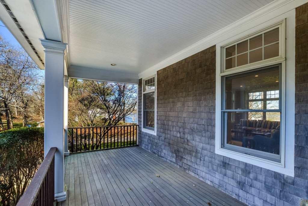 1 Puddingstone Lane