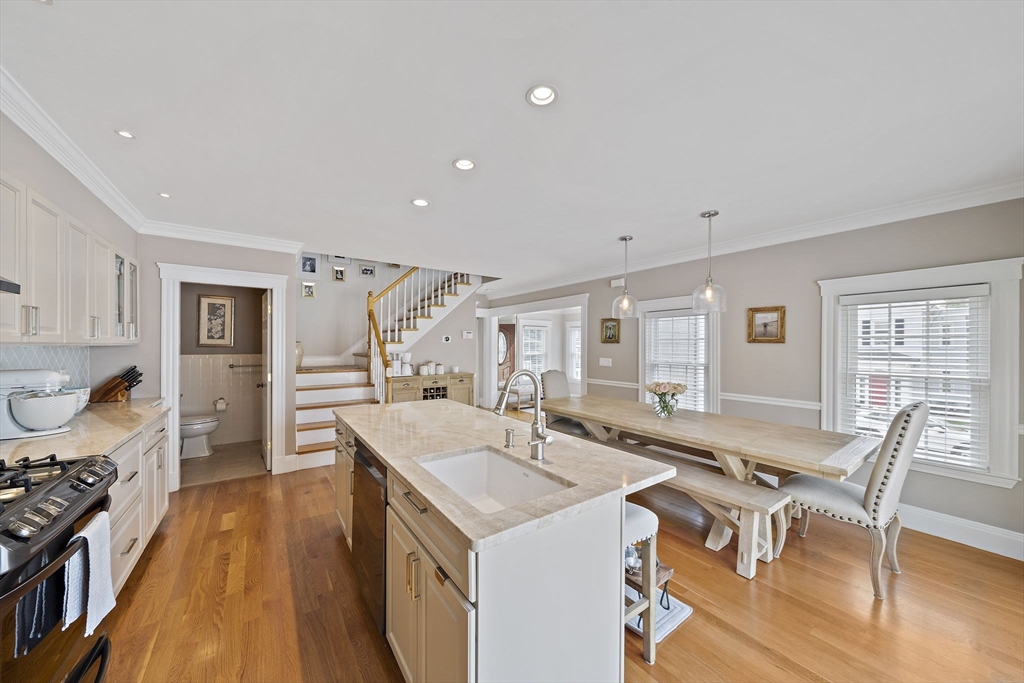 103 Minot St 103