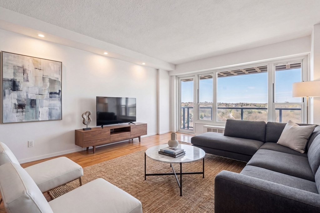 111 Perkins Street 194