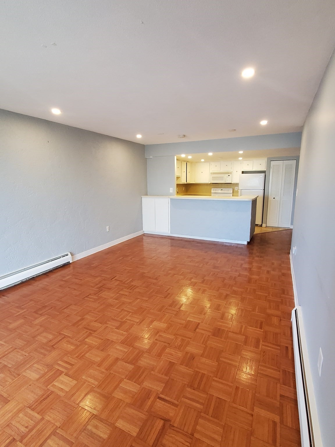 Photo of 585 Revere Beach Parkway, Revere, MA