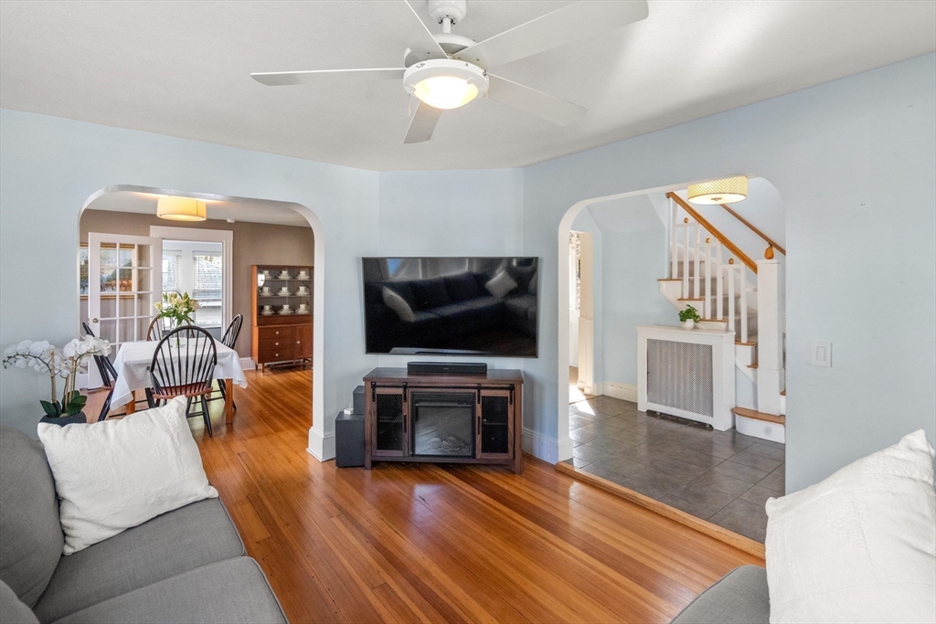 29 Denton Ter, Boston, MA Photo #13
