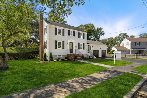 37 Elmcrest Rd Wakefield MA 01880