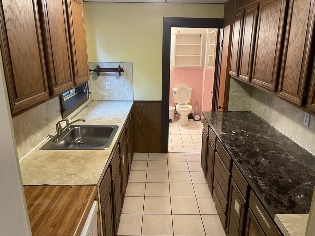 9 Guinan Street #2, Waltham, MA Photo #2