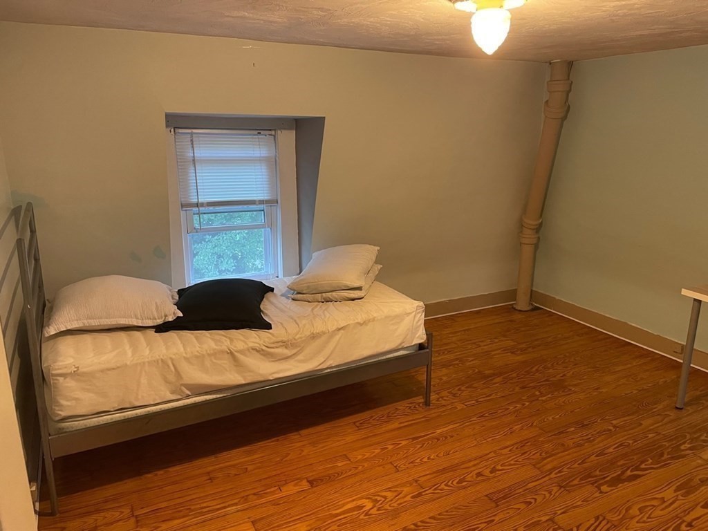 9 Guinan Street #2, Waltham, MA Photo #9