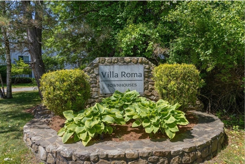 62 Villa Roma Dr 62